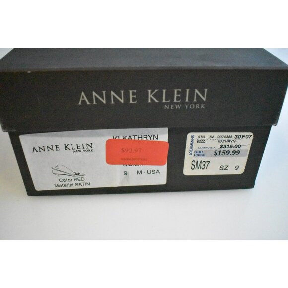 Anne Klein Red Satin Kathryn Short Heels Pointy Toe New Size 9 - Picture 8 of 8